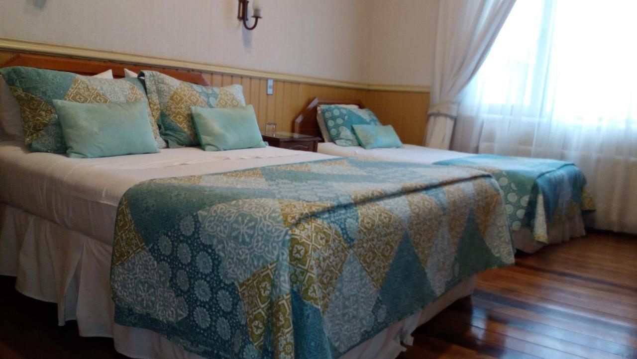 Hotel Di Torlaschi Valdivia Extérieur photo