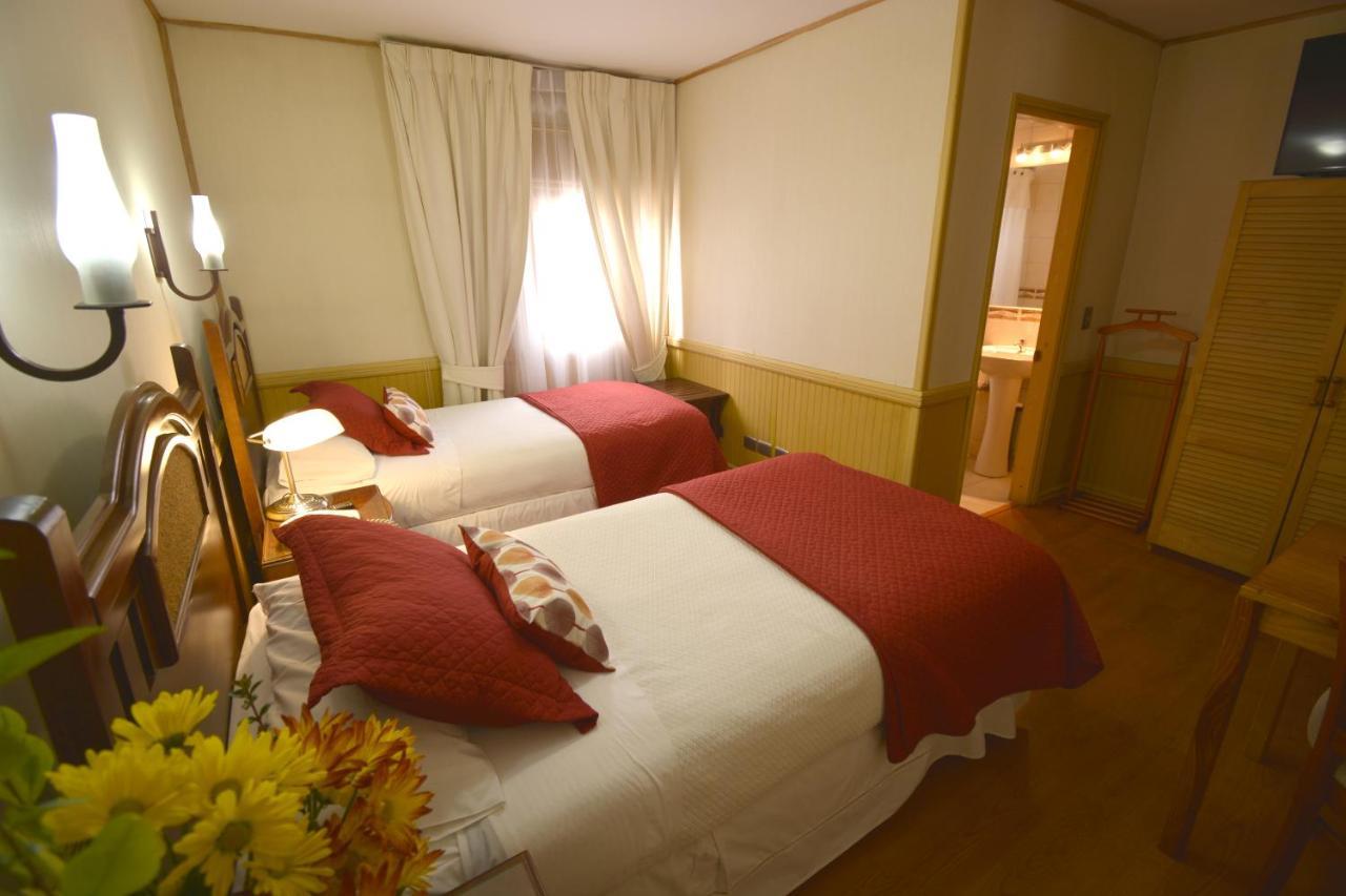 Hotel Di Torlaschi Valdivia Extérieur photo